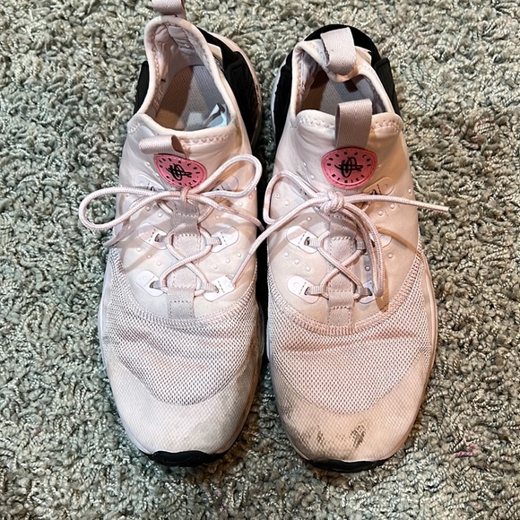 Girls NIKE Huarache Shoes 6.5 - Picture 3 of 8